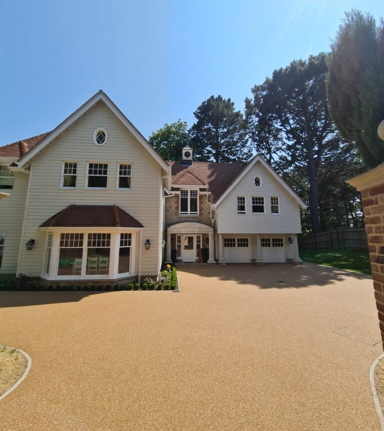 how much does a resin driveway cost?